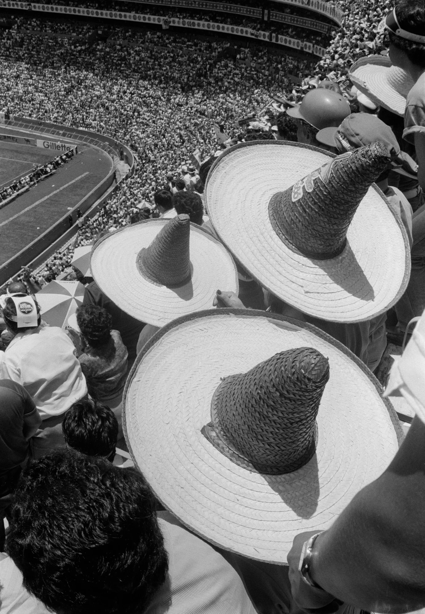 Photographers you should know: John Vink — photograph 2